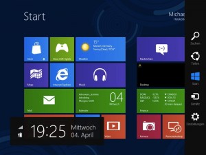 Durch die Wischgeste vom rechten Bildschirmrand des Tablet-PCs zur Display-Mitte erscheint die rechte Menüleiste Durch die Wischgeste vom rechten Bildschirmrand des Tablet-PCs zur Display-Mitte erscheint die rechte Menüleiste