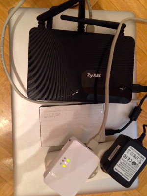 Der eine Teile meines Stromnetz-Setups: Media Router und Powerline-Adapter von ZyXEL